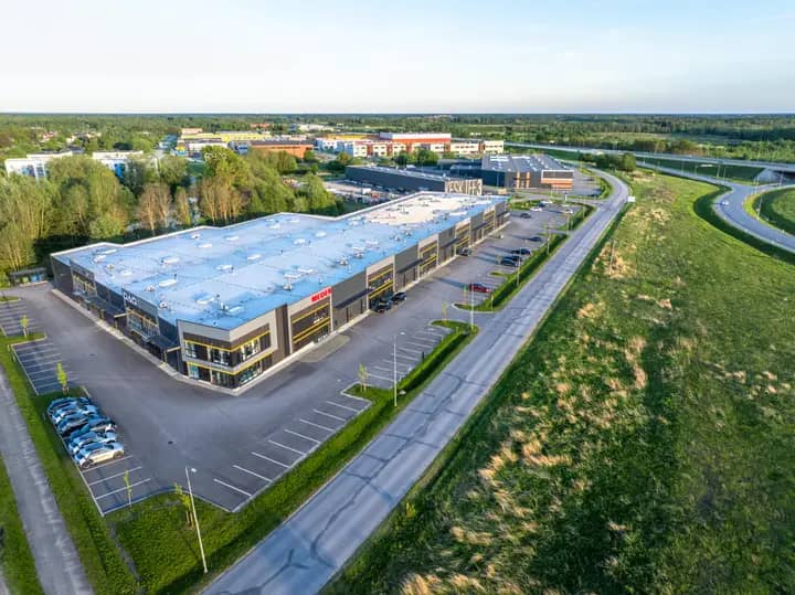 Ringi Äripark — Ringi tee 11 ja 13